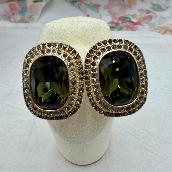 Etereo Olivine Green pierced earrings - Picture 4 of 5